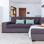 Profumodilago דירה *