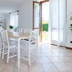 דירה Profumodilago אנג'רה